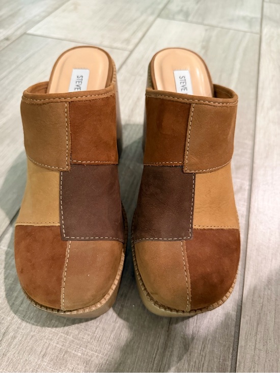 Steve Madden Shoes - Steve Madden Patchwork Suede Mules in Multi Brown Tones